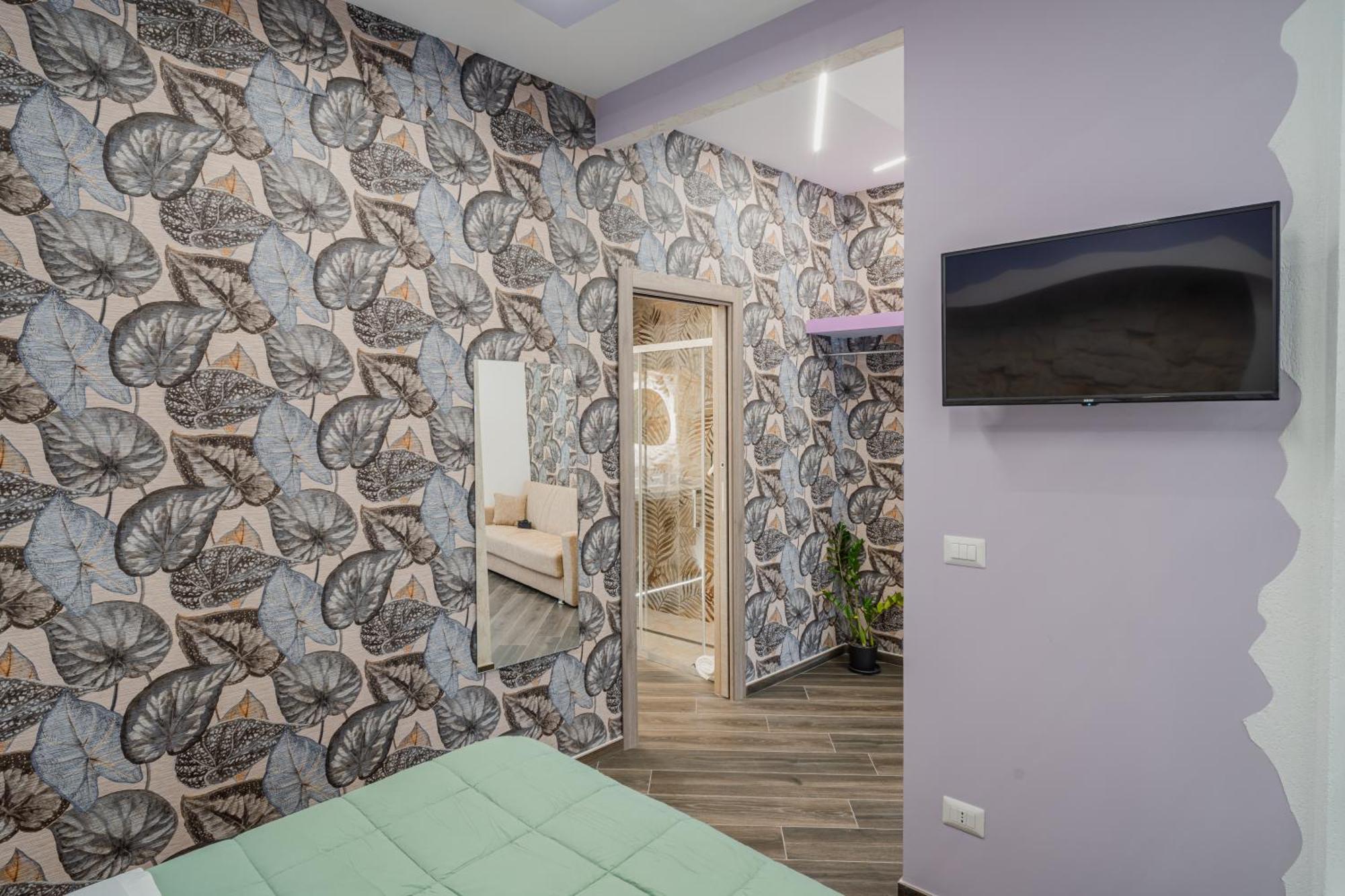 Luxuite Spa Con Piscina E Jacuzzi อัลเบโรเบลโล ภายนอก รูปภาพ